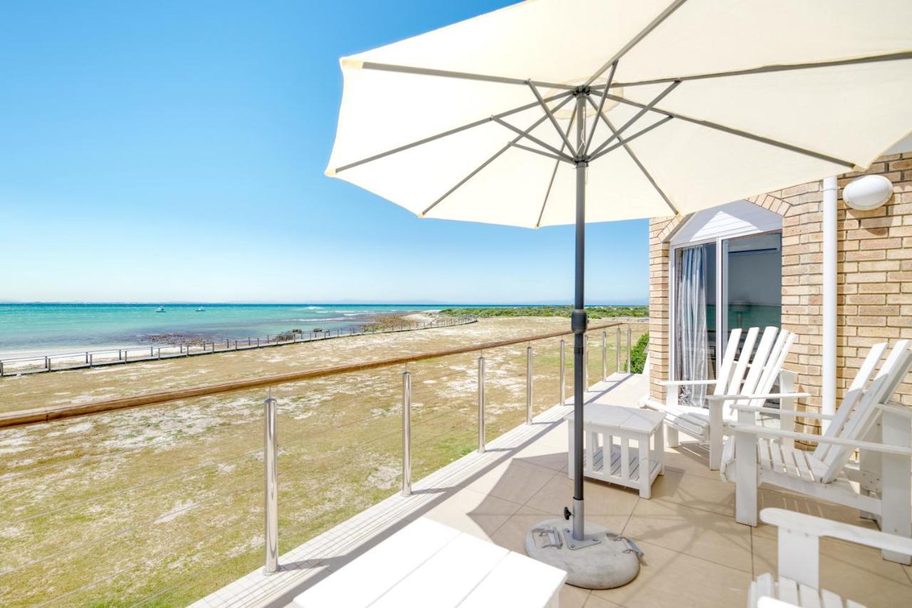 Colours Of The Sea - Main House Villa Struisbaai Buitenkant foto